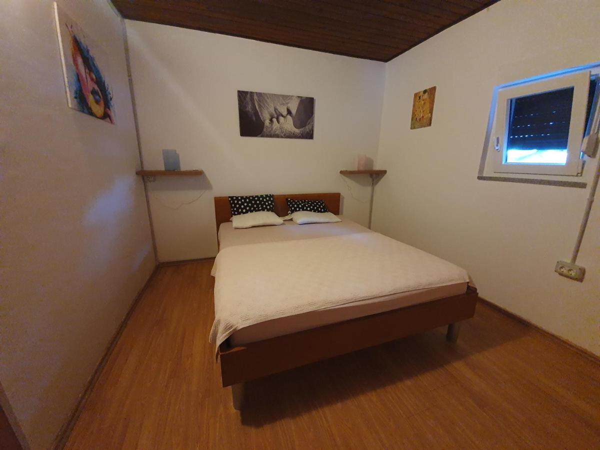 Una'S Cottage Медулин Экстерьер фото